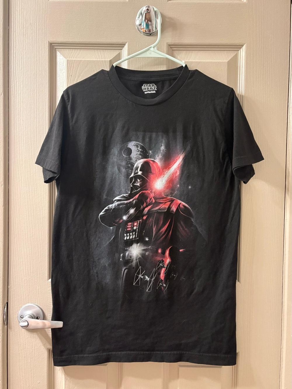 Men’s Star Wars Darth Vader Shirt! 😝